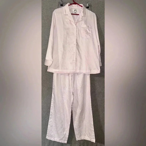 Oscar de la Renta Other - Oscar de la Renta Vintage Embossed Stripes 2 Piece Pajama Set Pink Size Medium